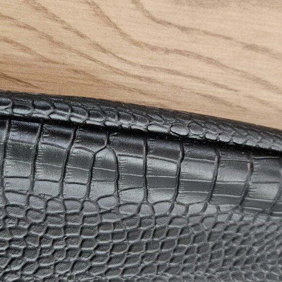 Express Faux Crocodile Black Mini Skirt Size XS (00) NWOT Never Worn Lined - Picture 6 of 14